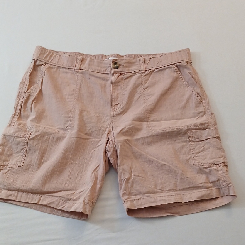 Sonoma Women's Cargo Shorts in Light Pink